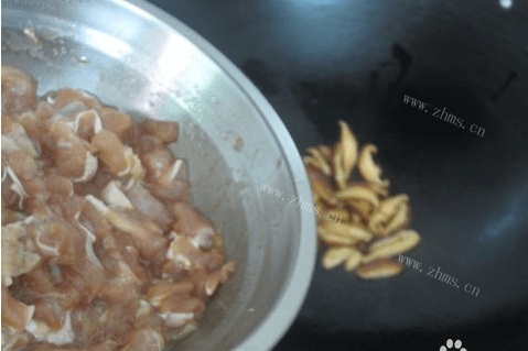 特色南瓜香菇鸡肉饭做法图解7)