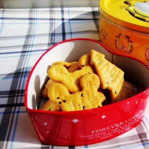 美美厨房之黑芝麻苏打饼干