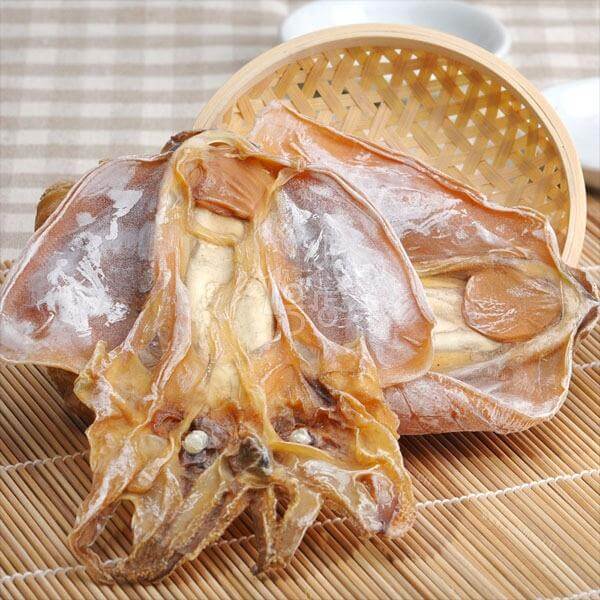 鲜美的春笋墨鱼干