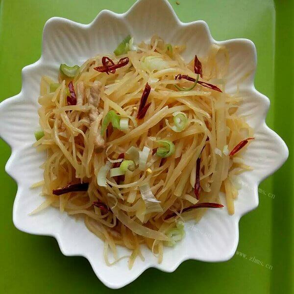 美味的酸辣土豆丝的做法