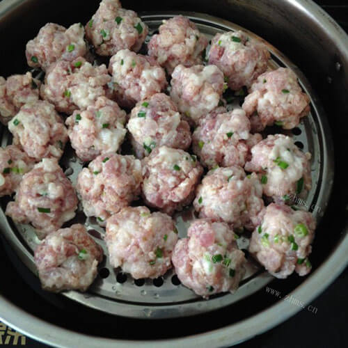 美味的客家肉丸