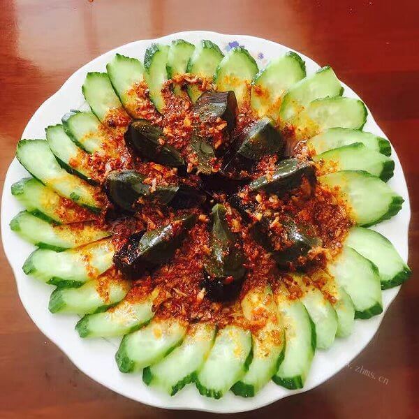 美味的凉拌变蛋