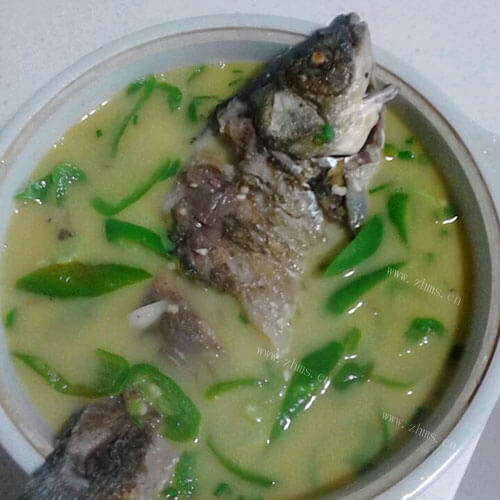 美味鲫鱼汤的做法