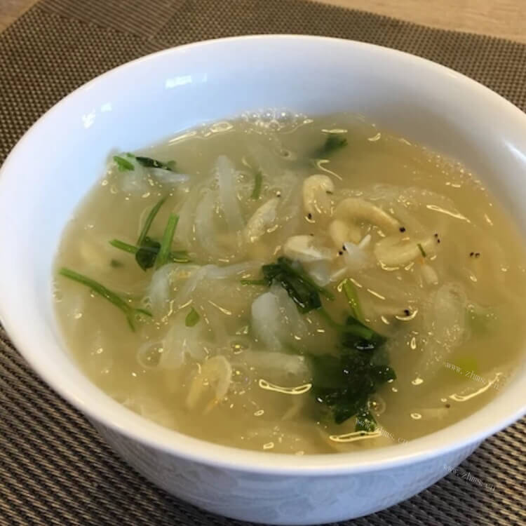 虾皮萝卜粉丝汤（简单版）