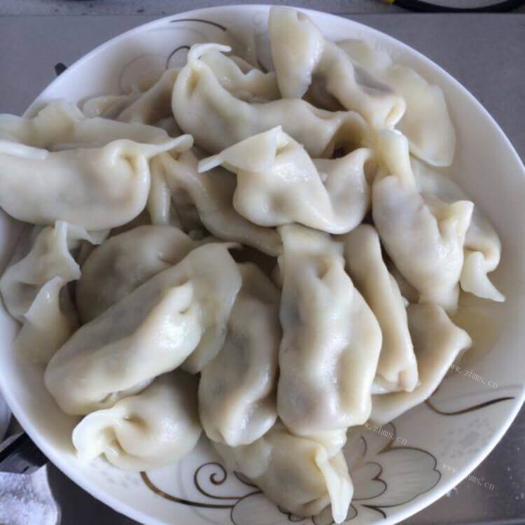 好吃的婴儿虾仁白菜饺子