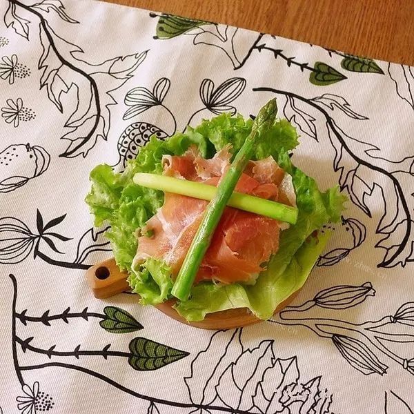 味道不错的生菜火腿色拉