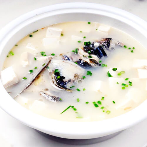 营养鱼头豆腐汤的做法