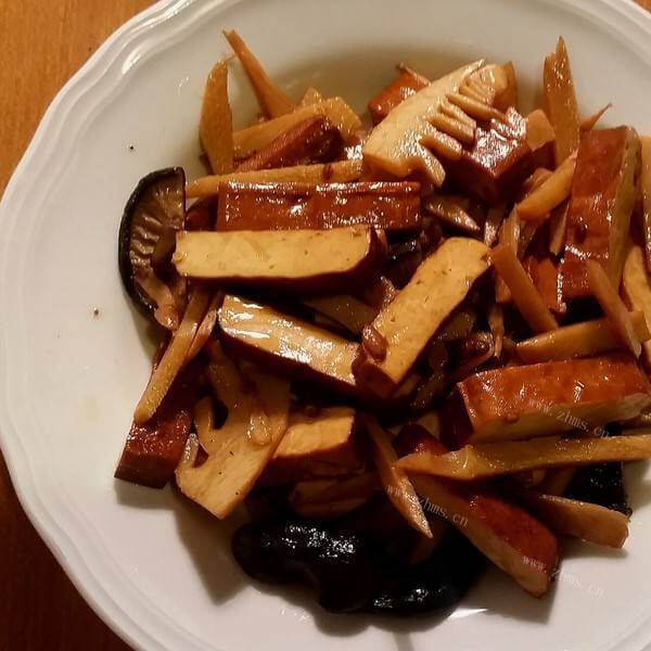 味道不错的五香卤豆腐丝