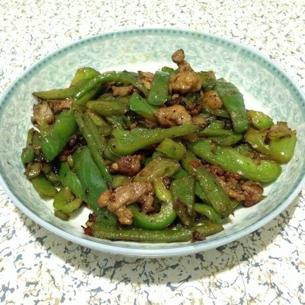 珍馐美味的酱焖尖椒