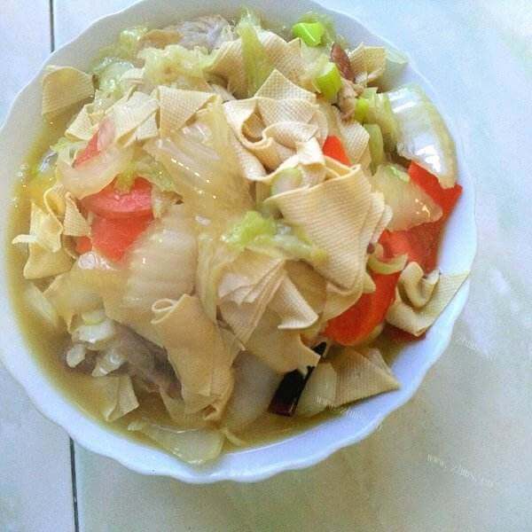 美味的大白菜炖干豆腐