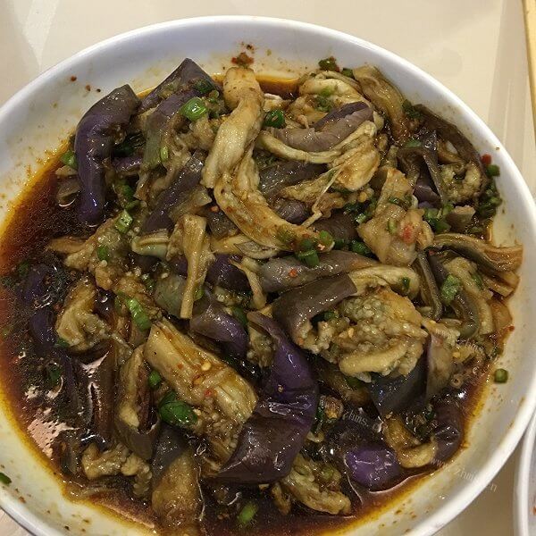 简单的凉拌茄子的做法