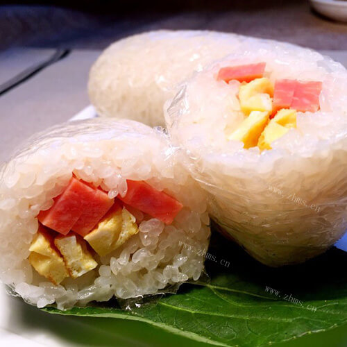 美味的糯米饭团的做法 