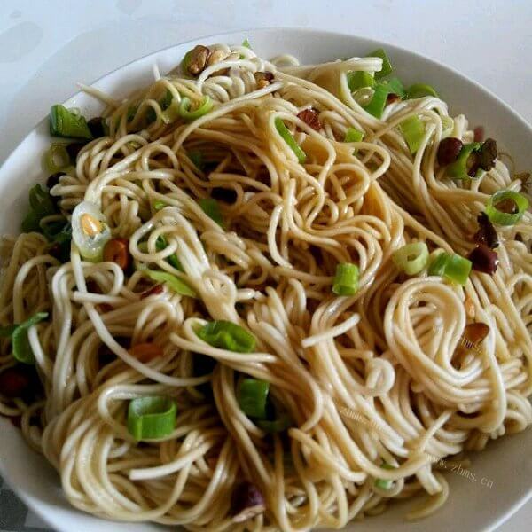 美味的热干面