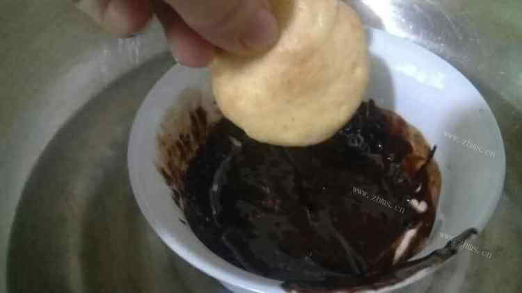 好吃的卡通娃娃饼做法图解4)
