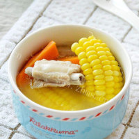 香浓四溢的排骨玉米汤的做法