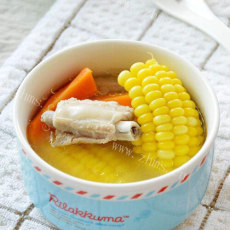 香浓四溢的排骨玉米汤的做法