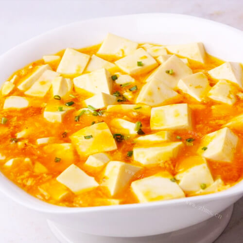 美味的蟹黄豆腐