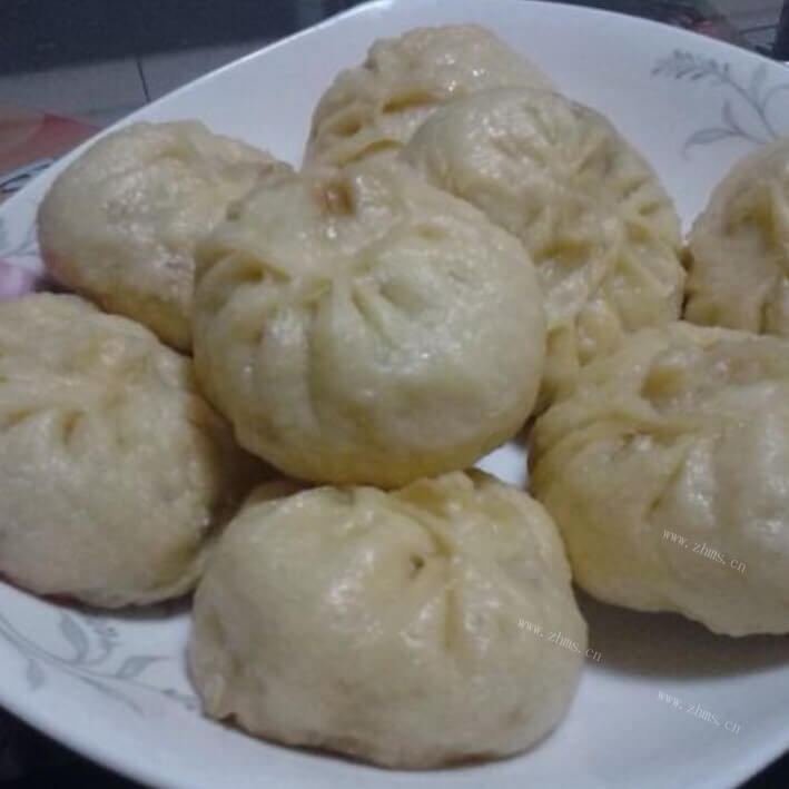 好吃的木耳洋葱素包子
