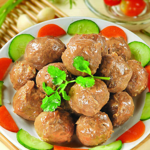 油炸牛肉丸子的做法