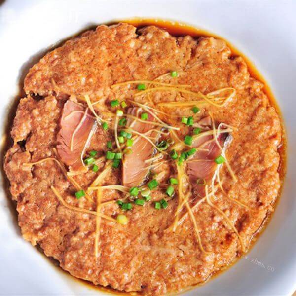 美味的龙眼蒸肉饼
