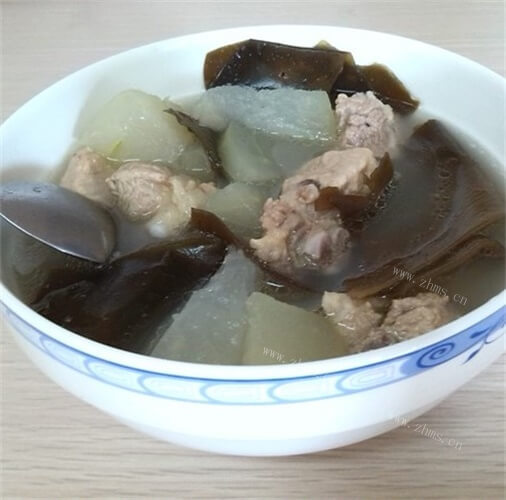 美味的海带冬瓜排骨汤