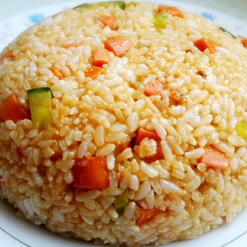 香气浓郁的沙拉炒饭