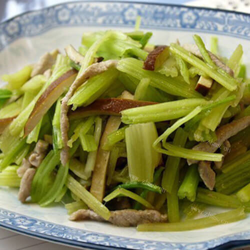 美味芹菜肉丝豆干