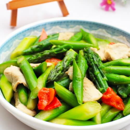 最爱的芦笋炒瘦肉