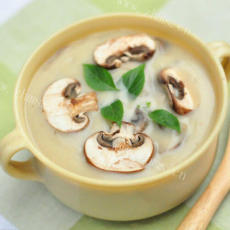 美味的奶油蘑菇汤的做法