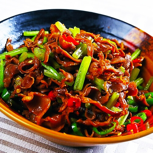 美味的爆炒鸡肝