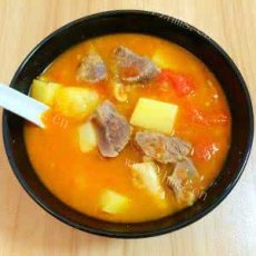 美味的西红柿牛腩汤的做法