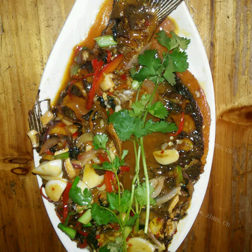 美味的红烧鲢鱼身