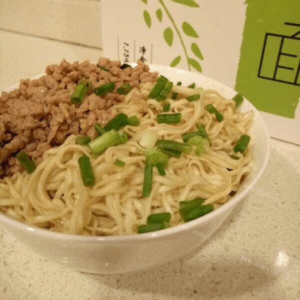 肉沫拌麦胚芽纯麦面