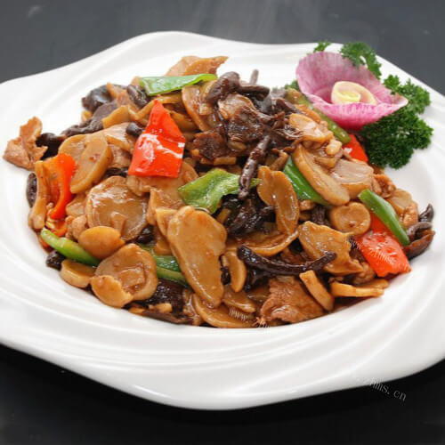 鲜美滑子蘑豆腐