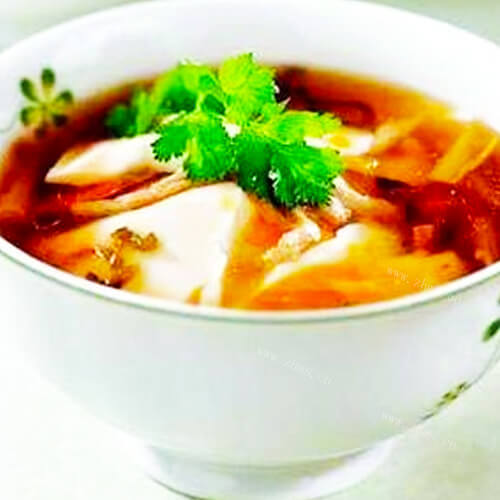 美味的豆腐脑汤 
