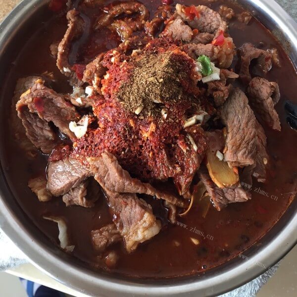 美味的「手工美食」水煮牛肉