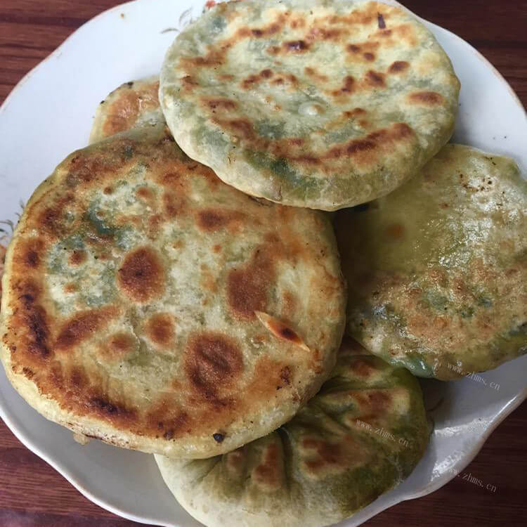 让人怀念的韭菜香菇馅饼