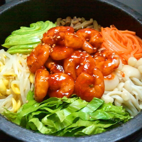 特色韩国拌饭的做法 