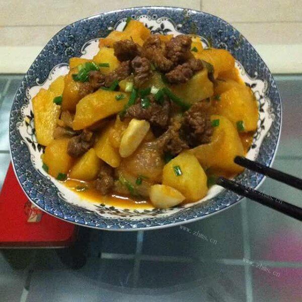 美味土豆炖肉的做法