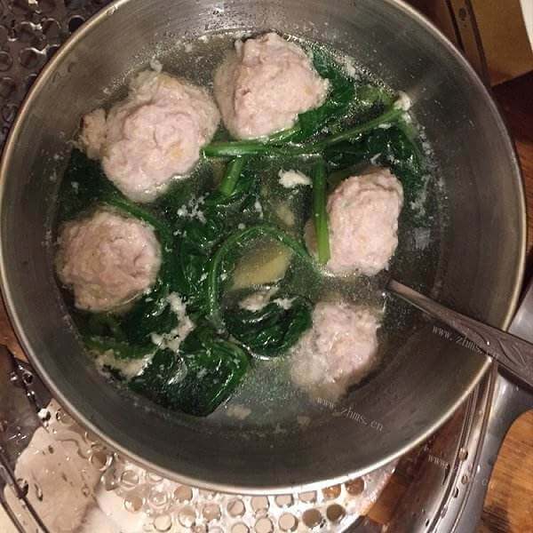 美味的博山氽丸子 