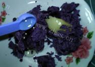 美味的蜂蜜紫薯山药糕的做法图解七