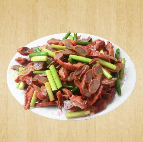 美味的蒜薹炒鸡胗