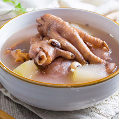 好喝的木瓜黄豆鸡脚汤