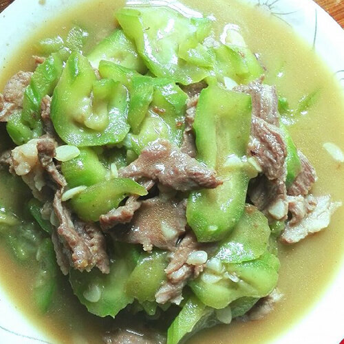 美味的丝瓜炒肉