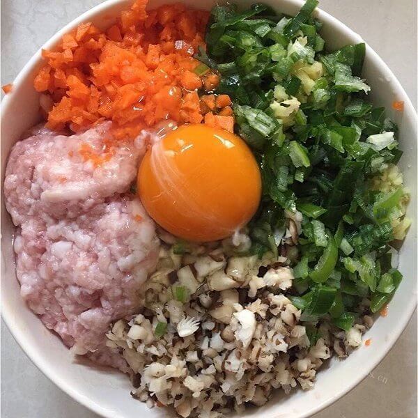 美味的三鲜饺子馅的做法