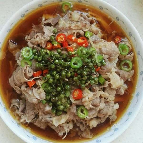 「首发」金针酸菜肥牛煲