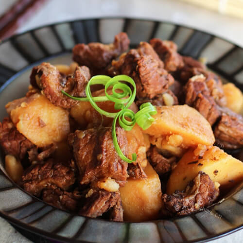 养生的土豆烧牛肉