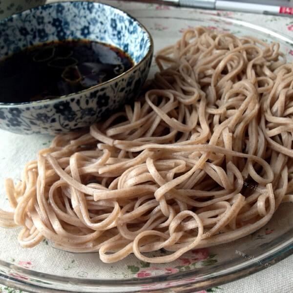 美味荞麦面的做法