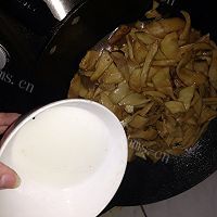 美味的肉片滑炒杏鲍菇做法图解11)