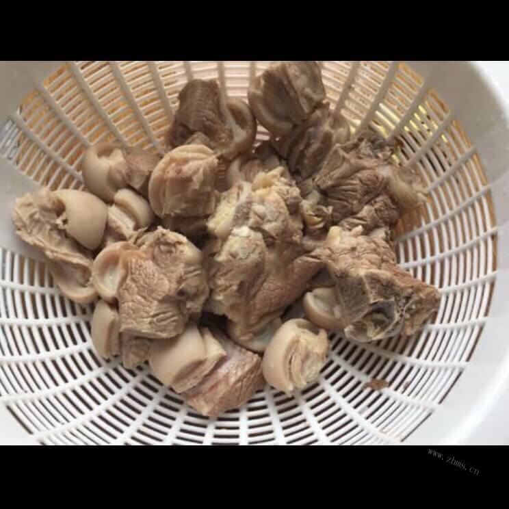 口齿留香的羊肉萝卜饭做法图解2)